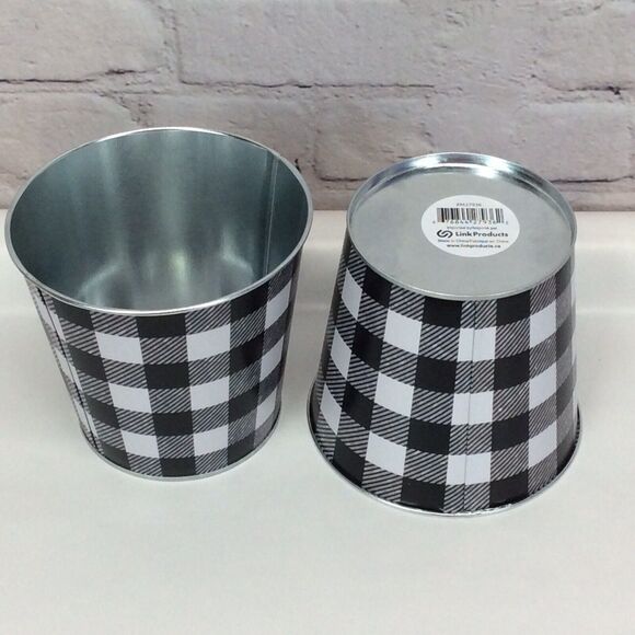 Christmas Black & White Buffalo Check 4 Pc Decor Bundle 2 Wreath Hangers 2 Tins - Picture 6 of 8